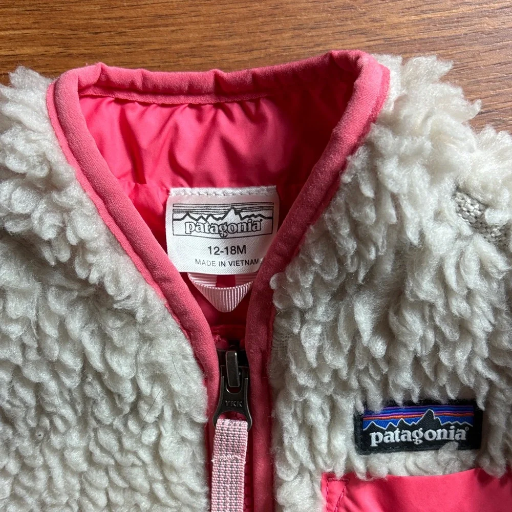 Patagonia Kids deepile Cream and Pink Sherpa Jacket